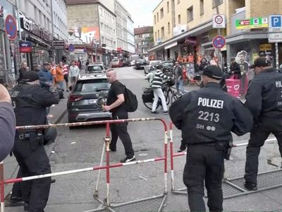 Policía alemana disparó a un hombre que los amenazó con un hacha antes de un partido en la Eurocopa