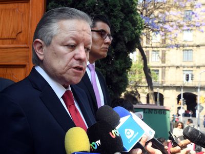 Reunión con AMLO no implica sumisión ni riesgo para la división de poderes: Zaldívar