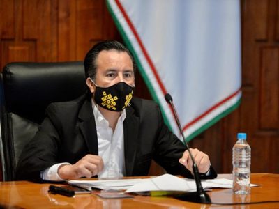 Masacre en Oaxaca y asesinato de comandante en Veracruz están relacionados: García