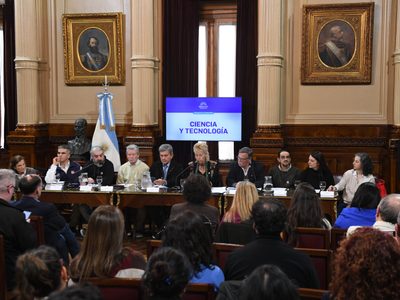 Trabajadores del Conicet, INTI e INTA expusieron en el Senado