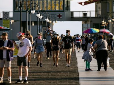 Once estados de EEUU tuvieron que dar marcha atrás por focos de coronavirus