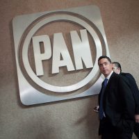 INE ordena bajar spots del panista Guillermo Anaya en Coahuila
