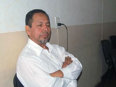 Pobladores retienen a funcionarios de Nuevo San Juan; exigen la aparición con vida de tres jóvenes