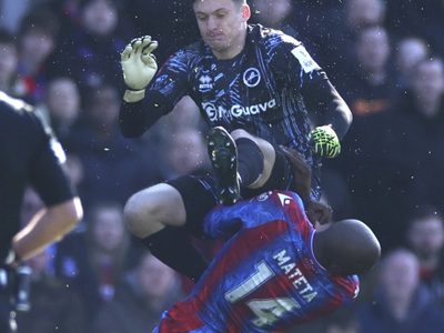 Mateta es dado de alta con 25 puntos de sutura tras una patada en la cara en la FA Cup (Video)