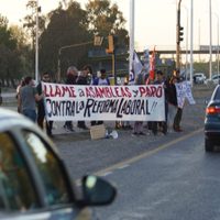 Con una volanteada en Ruta 7 comenzó la jornada de paro general contra la reforma laboral