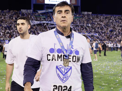 Se fue el campeón: los motivos que dispararon la salida de Gustavo Quinteros de Vélez