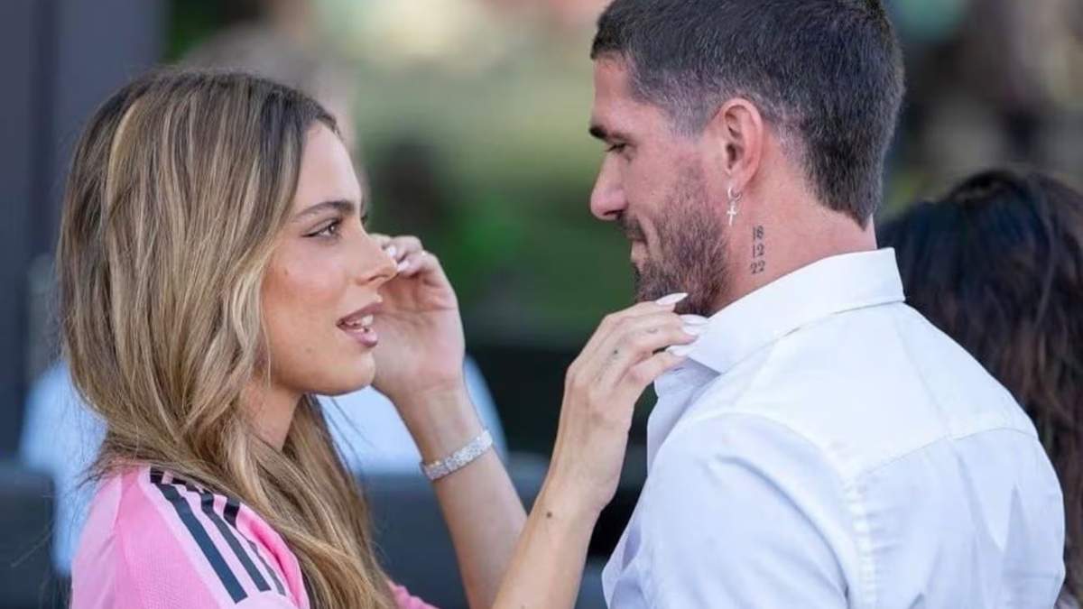 Tini Stoessel y Rodrigo de Paul