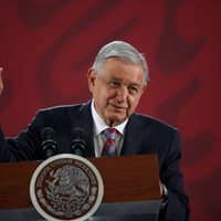 AMLO desdeña llamado de Fox de 'darle en la madre” a la 4T