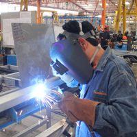Según el Indec, la actividad industrial creció un 1.7% en enero y mejoró con respecto al 2020