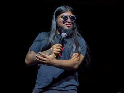Tunden al standupero Carlos Ballarta por chiste en Netflix sobre niños con VIH
