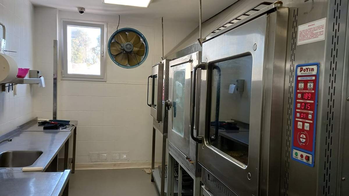 Se remodeló la cocina del Hospital Castro Rendón. Fuente: (Facebook)
