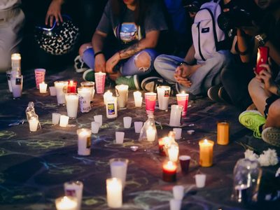 Fiscalía CDMX promete investigar a empresas y alcaldía por muerte de fotógrafos en AXE Ceremonia