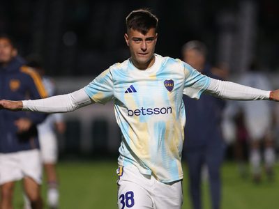 Una nueva salida en Boca: Chelsea hizo uso de la opción de repesca de Aaron Anselmino
