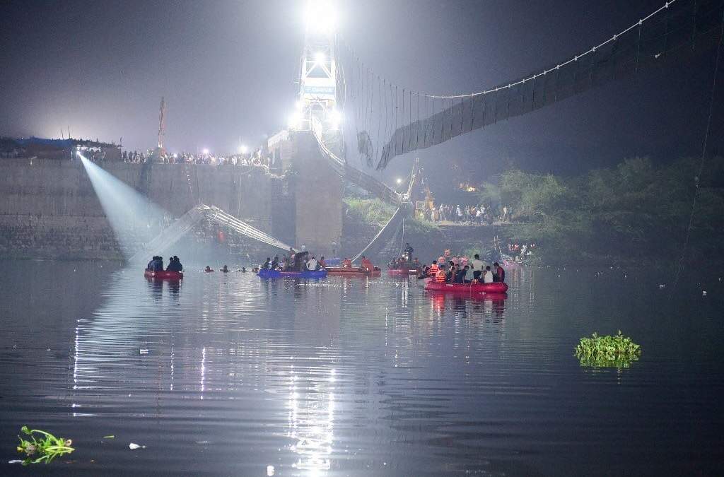 El puente colapsado