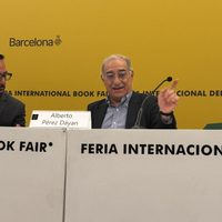 “¿Valió la pena cambiar su voto?”: increpan al ministro en retiro Pérez Dayán en la FIL (Video)