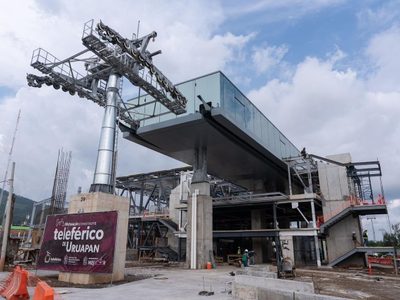 Afectados por el teleférico de Uruapan son presionados para desistirse de amparo contra la obra