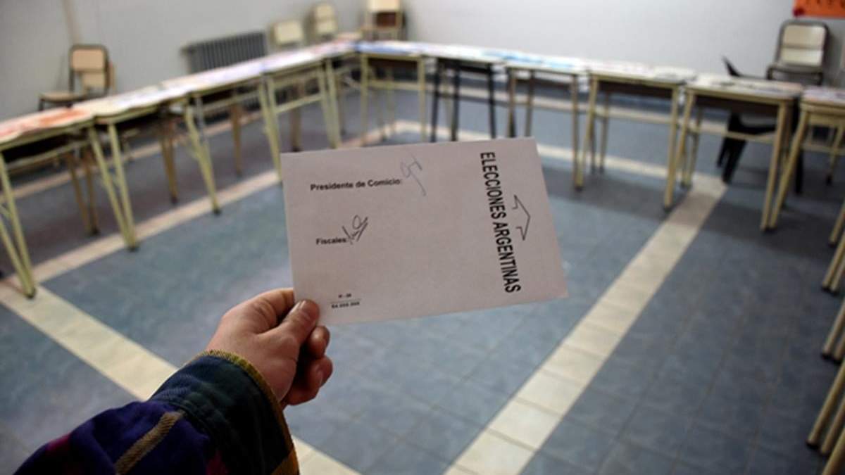 Elecciones primarias, abiertas, simultáneas y obligatorias. Fuente: (Twitter)
