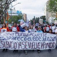 Un solo grito por dos ausencias: las búsquedas de Luciana Muñoz y Azul Semeñenko unificaron el reclamo en Neuquén