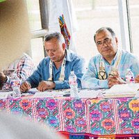 Mientras Guerrero se hunde en la violencia, Astudillo va a EU a saludar a migrantes