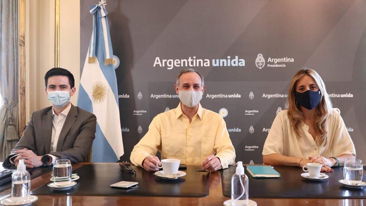 Visita de López-Gatell en Argentina