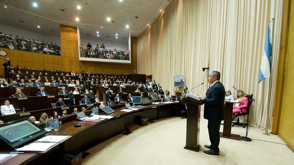 Gobernador Rolando Figueroa Legislatura