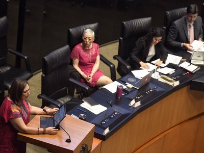 Xóchitl Gálvez increpa desde tribuna a Luisa María Alcalde; esto le respondió la titular de Segob