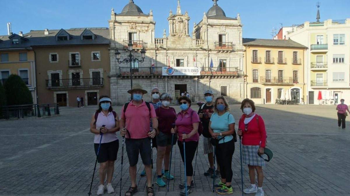 Camino de Santiago y vino. Fuente: (facebook)