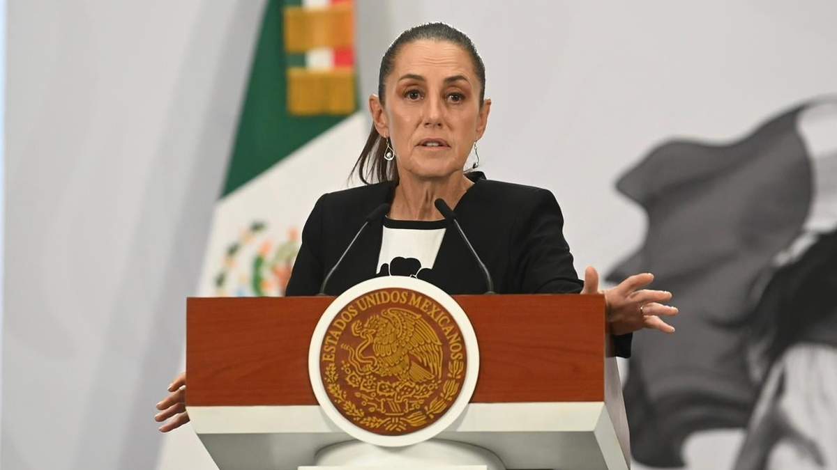 La presidenta Claudia Sheinbaum en la conferencia matutina de Palacio Nacional, el viernes 8 de mayo de 2026