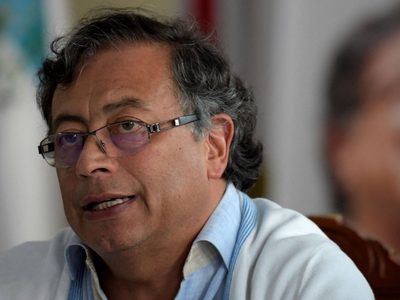 El favorito de las presidenciales de Colombia debió cancelar su gira por amenazas contra su vida