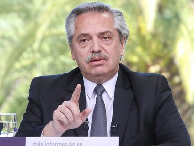 Organizaron una movilización en apoyo a Alberto Fernández: él pide que no la hagan