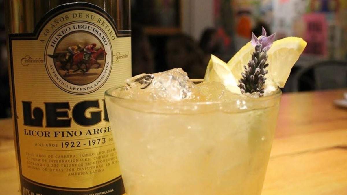 Caña Legui para beber con el frío. Fuente: (Twitter)