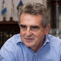 Agustín Rossi calificó como un “hecho gravísimo” el envío de material represivo a Bolivia en 2019