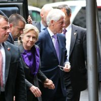 "Tenemos que aceptar el resultado y mirar hacia adelante": Hillary Clinton (Video)