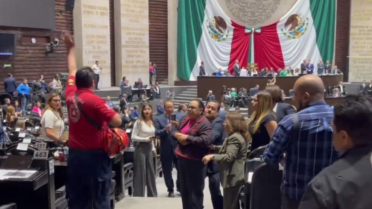 La diputada María Asunción Álvarez recibe los primeros auxilios