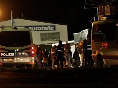 Policía alemana disuelve un evento de artes marciales de un grupo de ultraderecha