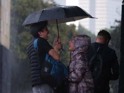 Frente frío 41 llega este viernes con lluvias muy fuertes, granizo y posibles tornados