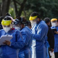 Epidemiólogos rechazan vigilar al covid-19 como gripe: "no es como el resto de enfermedades"