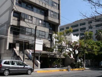Amputan el brazo a un paciente por negligencia médica