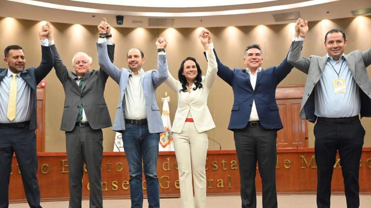 Del Moral registra su candidatura ante el IEEM