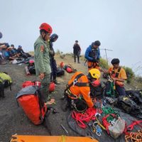 Turista brasileña fue hallada muerta tras caer de un volcán en Indonesia
