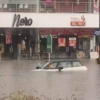Tormenta causa inundaciones y derriba árboles en Lomas de Angelópolis (Videos)