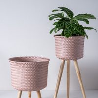 No tires los baldes vacíos y hacé estas increíbles macetas nórdicas, más lindas que las compradas