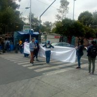 Pacientes protestan frente al ISSSTE por falta de antirretrovirales