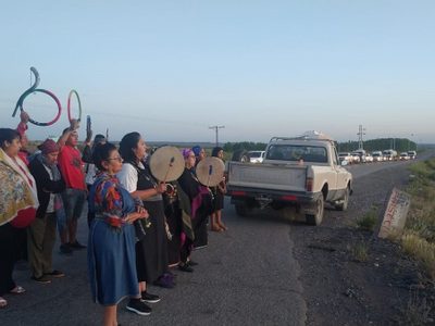 Corte total de las rutas 7 y 17: la Confederación Mapuche reclama el relevamiento territorial