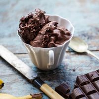 Sacate las ganas de algo dulce con este helado saludable que es un 10