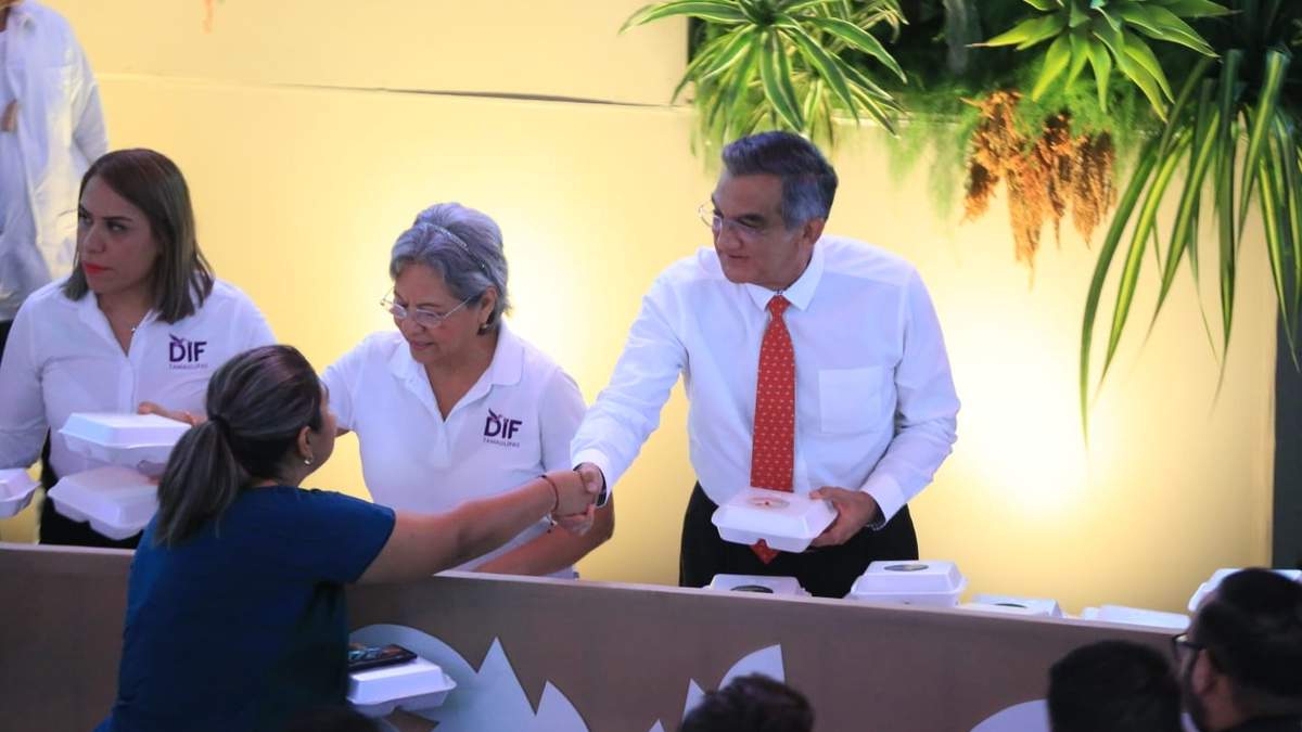 Vitorea Américo a los héroes, a la justicia y la verdad