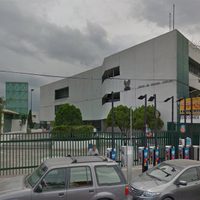 Asaltan clínica del IMSS armados con machete, en Nuevo León