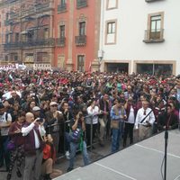 AMLO cierra en León y advierte a Fox que se apure 'a ayudar a Meade o a Anaya”