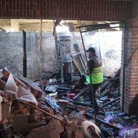 Explosión de pirotecnia en Mixquic lesiona a dos personas y a un caballo