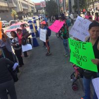 Usuarios de gimnasia de la Magdalena Mixhuca arrecian protestas contra subdirector e Indeporte